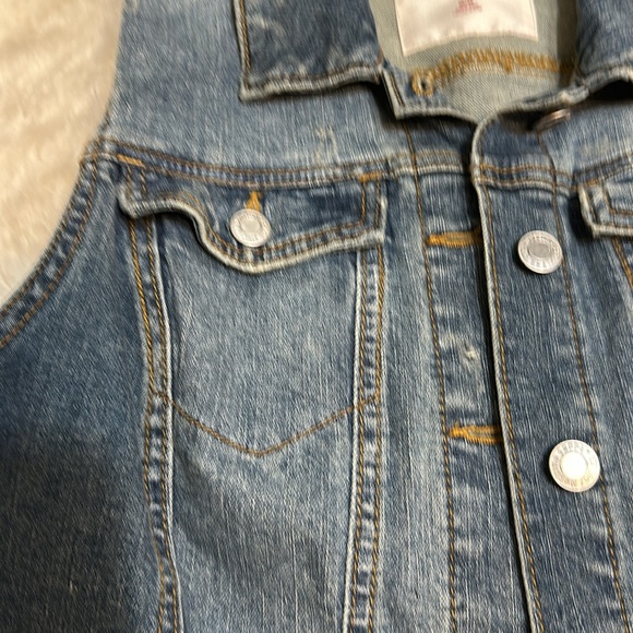 Jean jacket - Picture 8 of 11